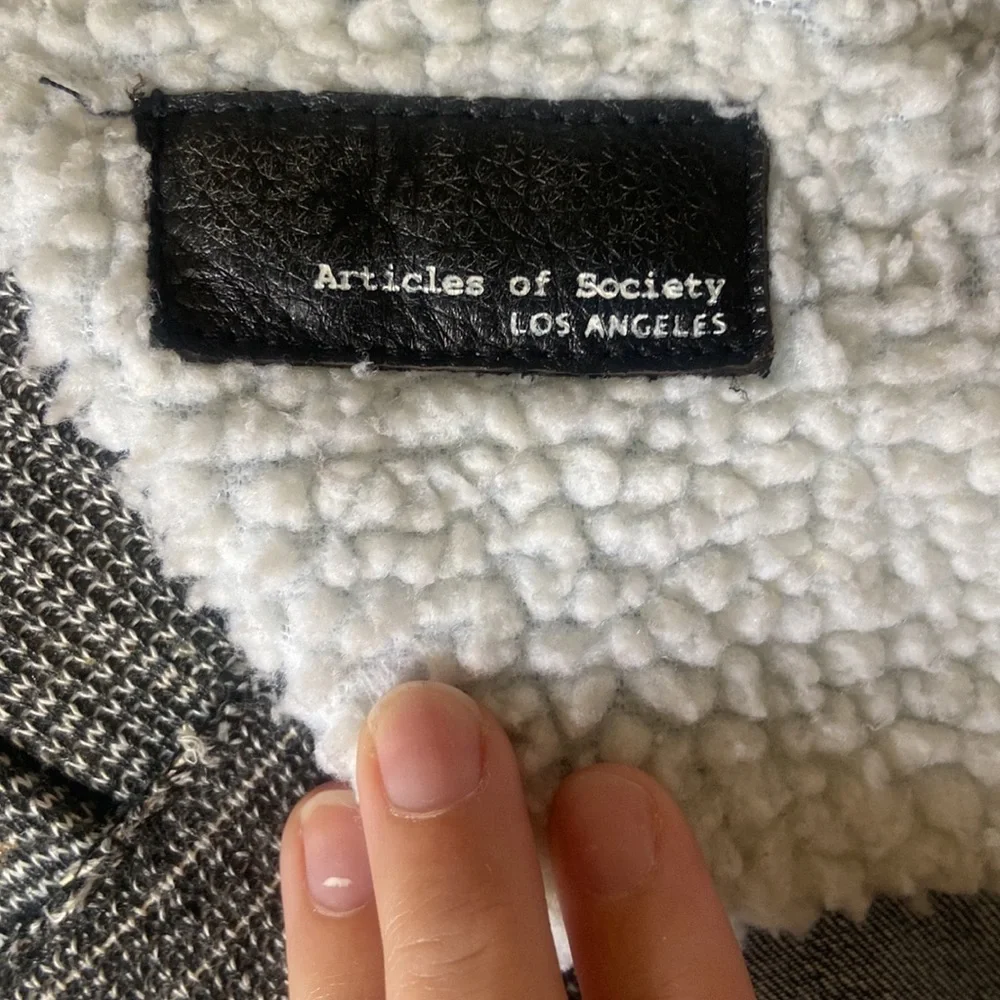 Jean Jacket - Picture 7 of 8